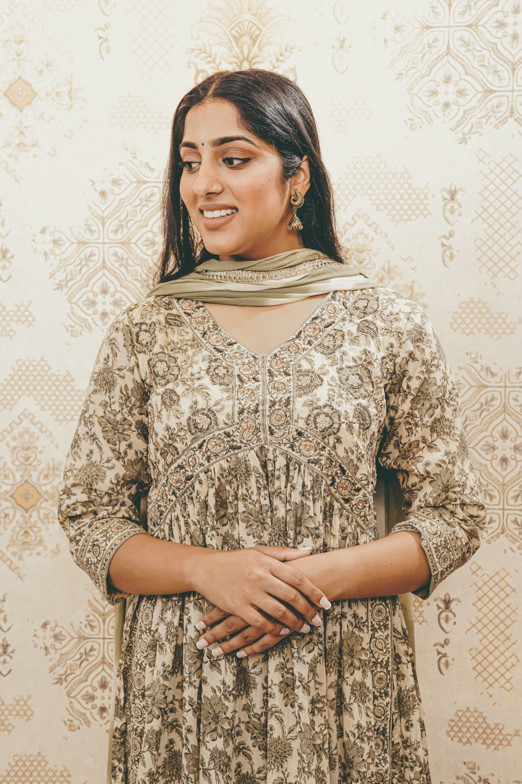 Regal Forest Green Suit - Image 3
