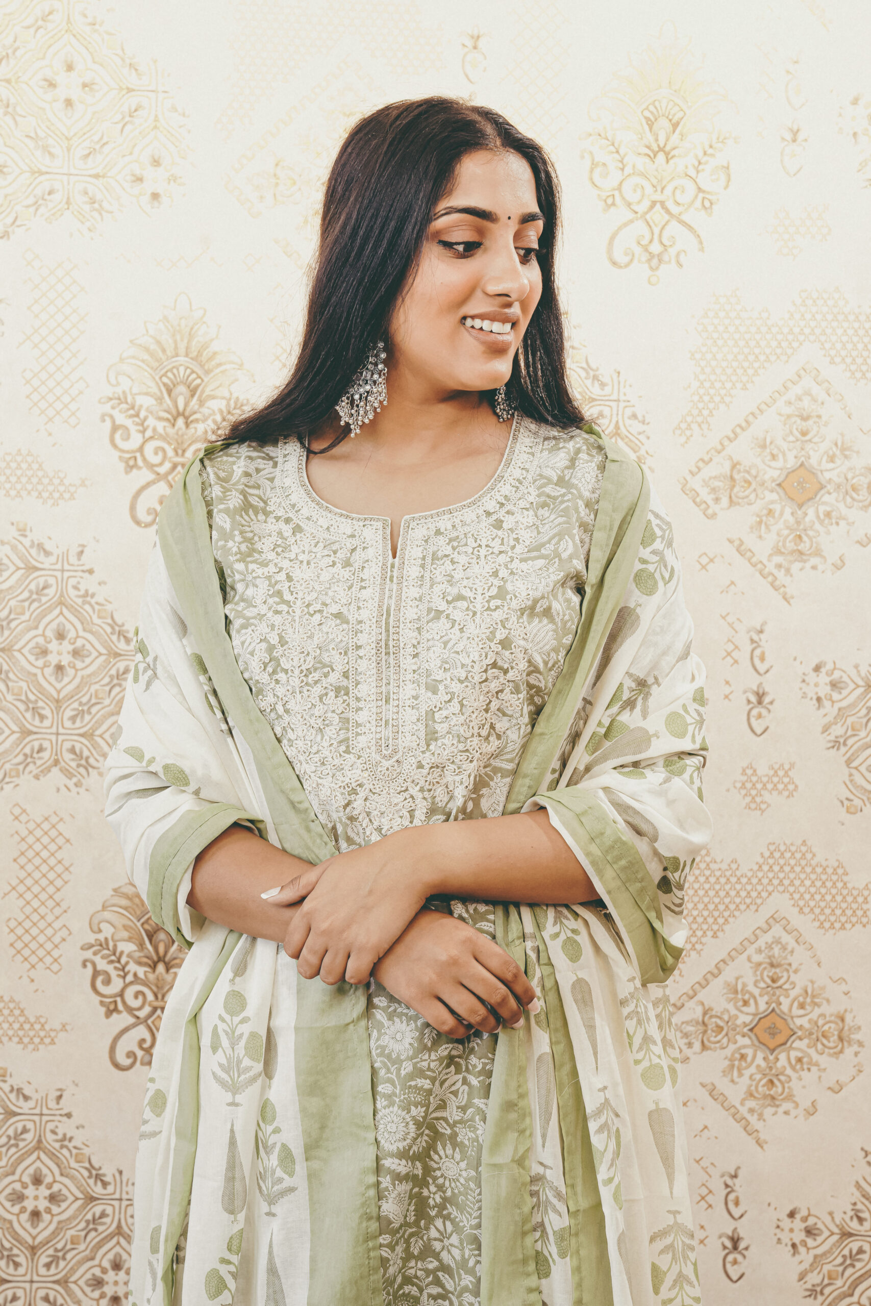 Verdant Elegance Cotton Suit - Image 2