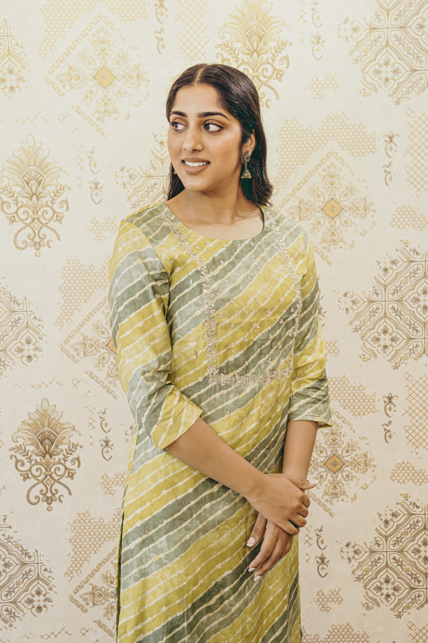 Shades of Green Suit Set - Image 3