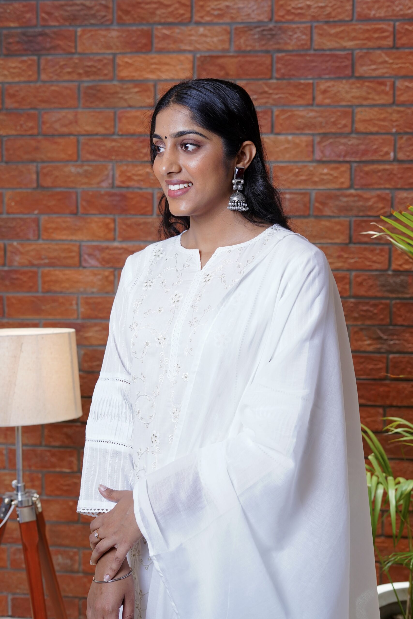 Pretty in White - Set of 3 - Image 3