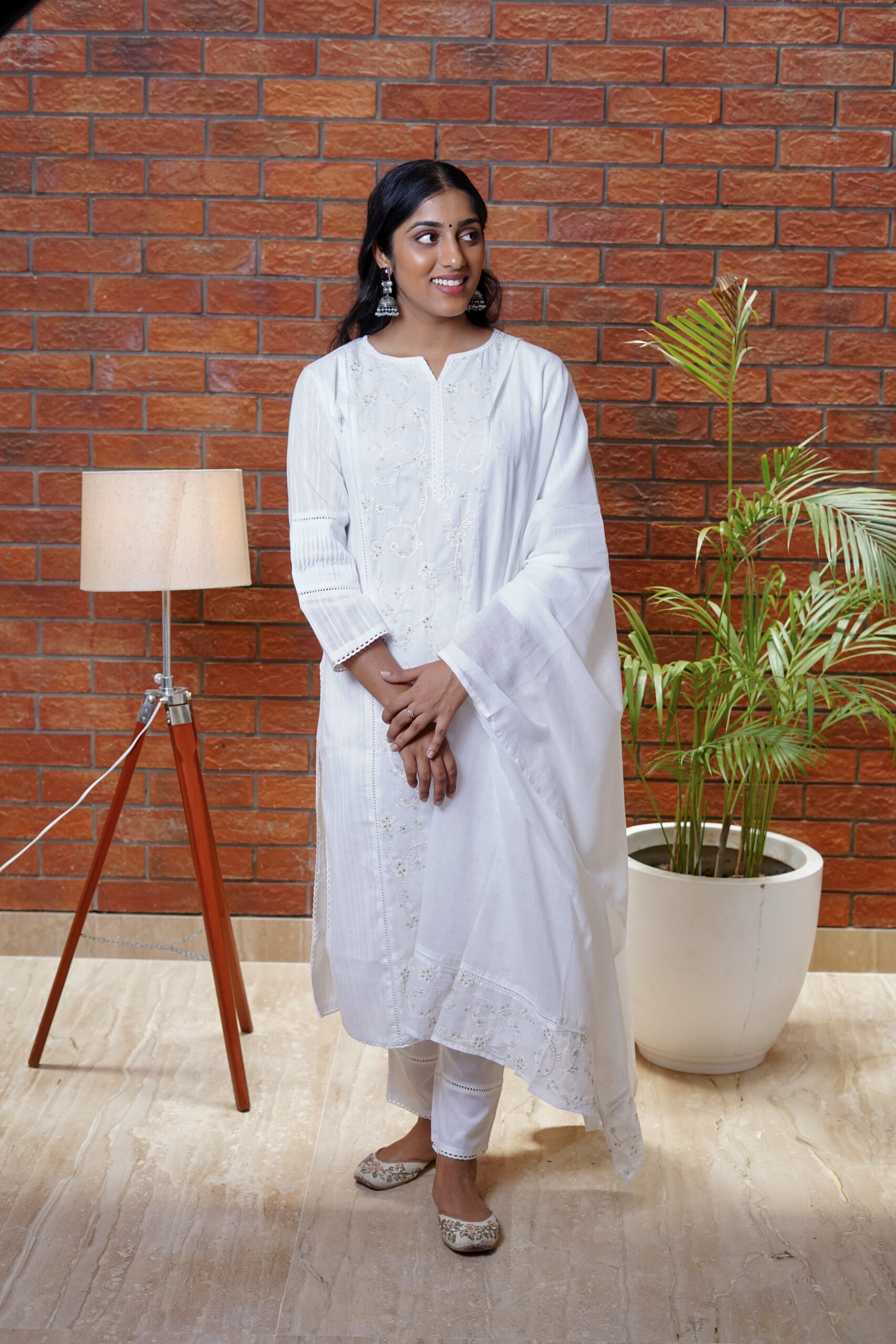 Pretty in White - Set of 3 - Image 2