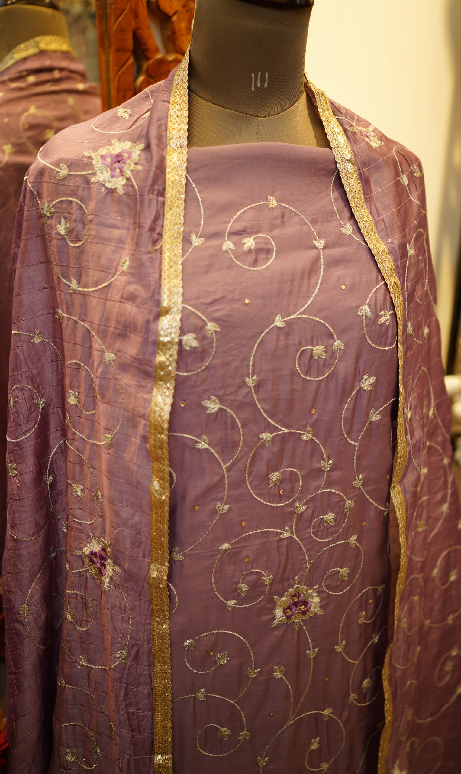 Crepe Unstitched Suit - Mauve - Image 3