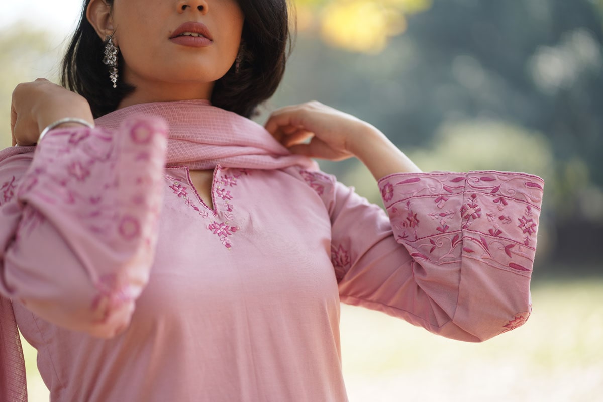 Narges - Image 2